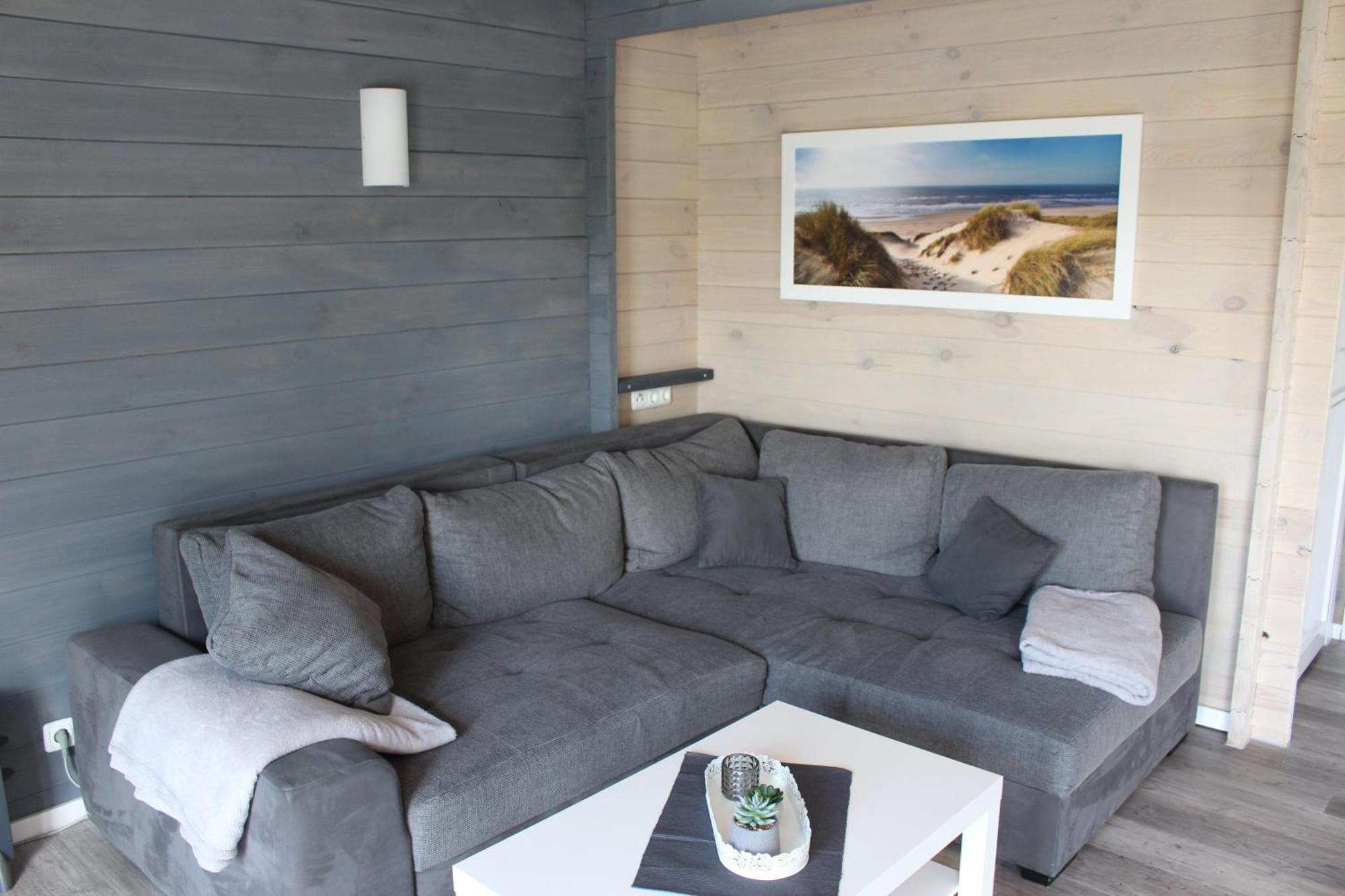 Idyllisches-Blockbohlenhaus-Mit-Eigenem-Garten-Und-Sauna-Zum-Wohlfuehlen Martensrade Exteriér fotografie