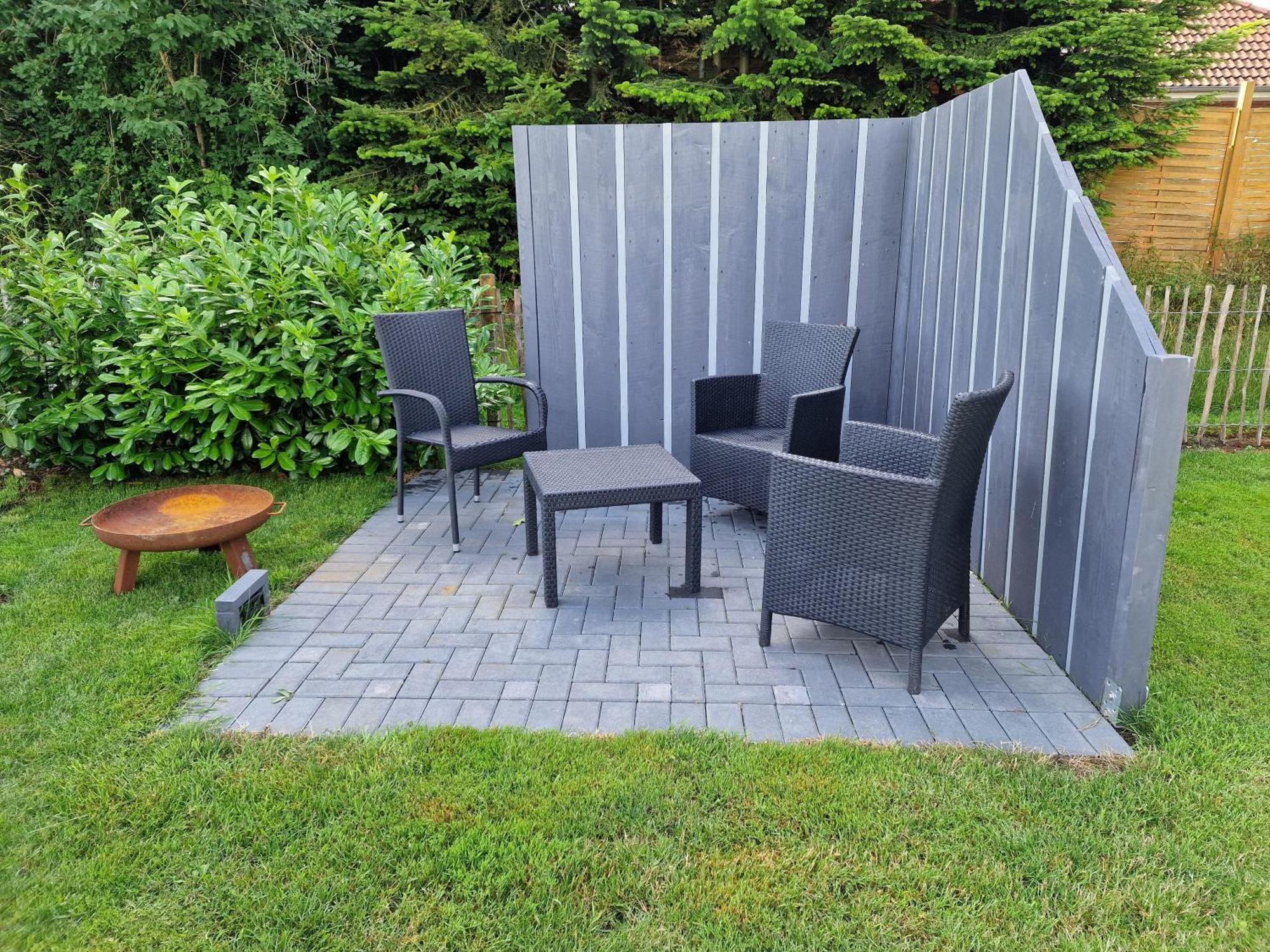 Idyllisches-Blockbohlenhaus-Mit-Eigenem-Garten-Und-Sauna-Zum-Wohlfuehlen Martensrade Exteriér fotografie